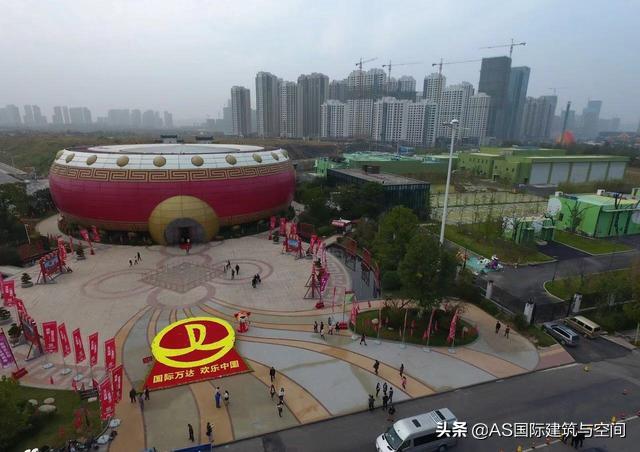 世界各国最奇葩的四大建筑,了解世界十大奇葩建筑