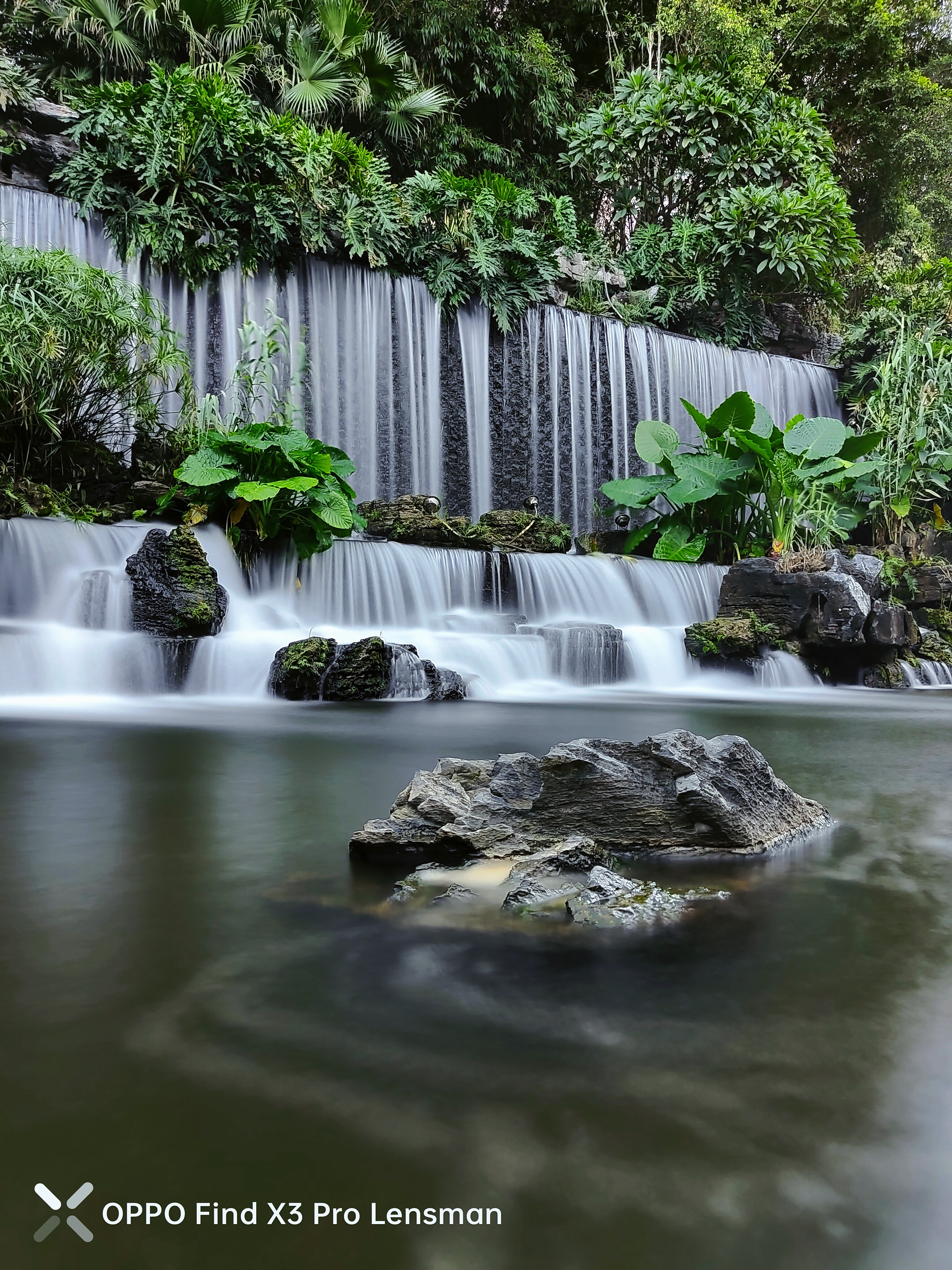 黄牛低价甩卖苹果手机,黄牛加价买iphone被坑