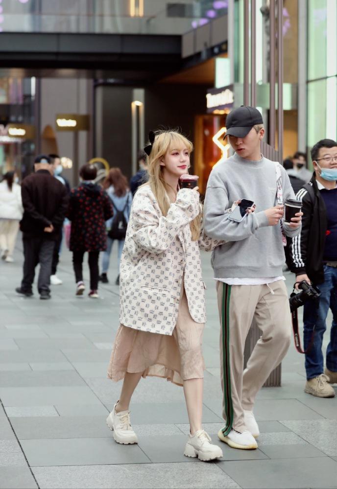 10种西装裙子的超好看搭配,好看的西装裙子怎么穿