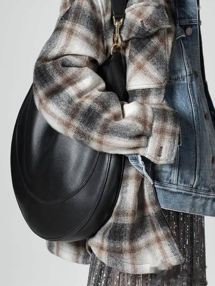 秋冬大牌包上架,看到哪只你一见钟情了?