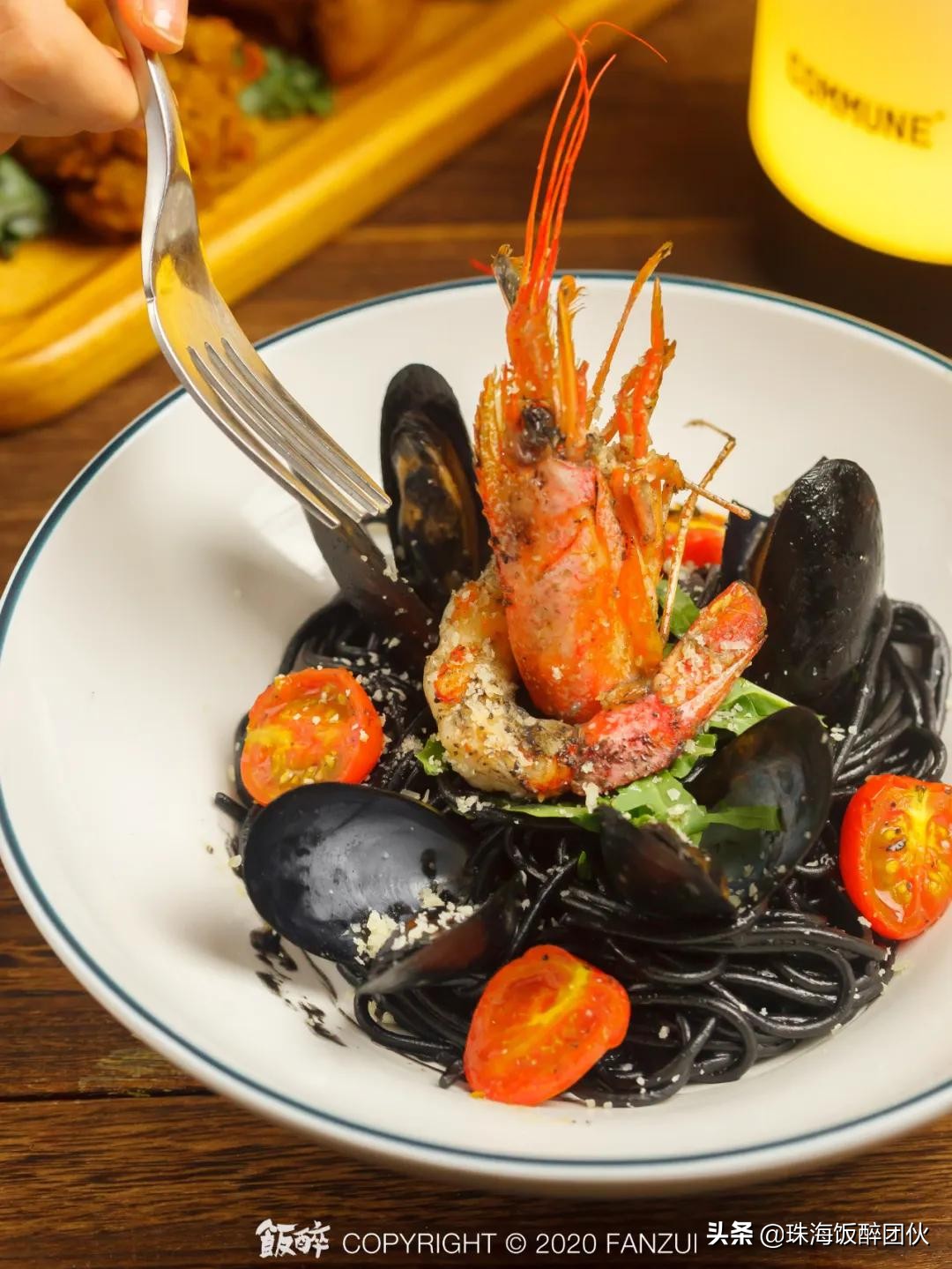 世界上最顶级的热狗炸鱼薯条,热狗炸鱼