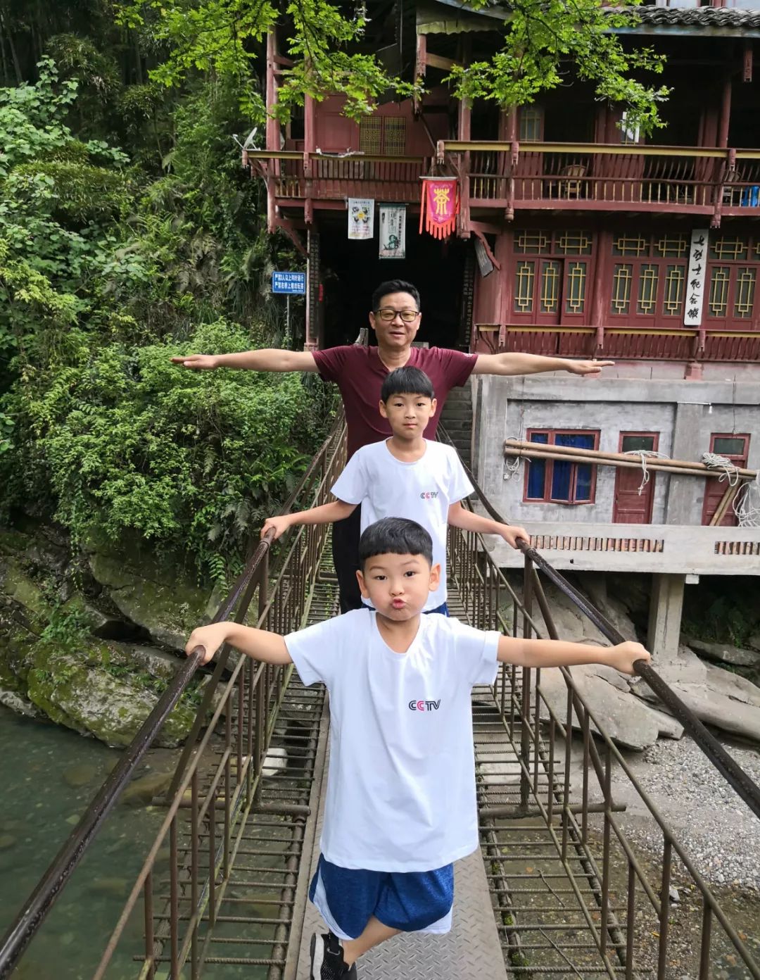 51岁三德子赵亮近况,三德子赵亮成名之路