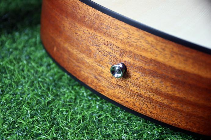 拒绝暴躁老师上线，摊牌吧！选个好吉他你也能一个月学会，比如它