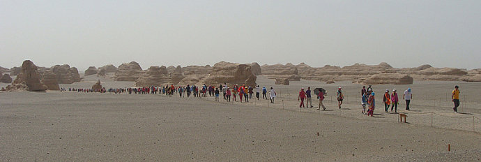 敦煌雅丹魔鬼城景观,大西北七彩丹霞地貌风景绝美震撼