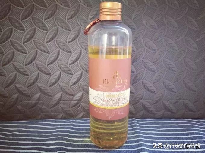 泰国化妆品购物必买清单,泰国旅游必买化妆品清单