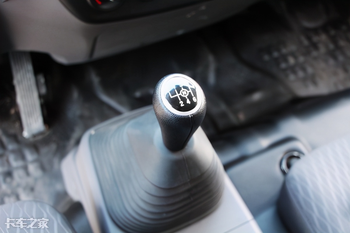 福田奥铃cts国六单排底盘轻卡价格,福建福田奥铃cts轻卡4.2高栏