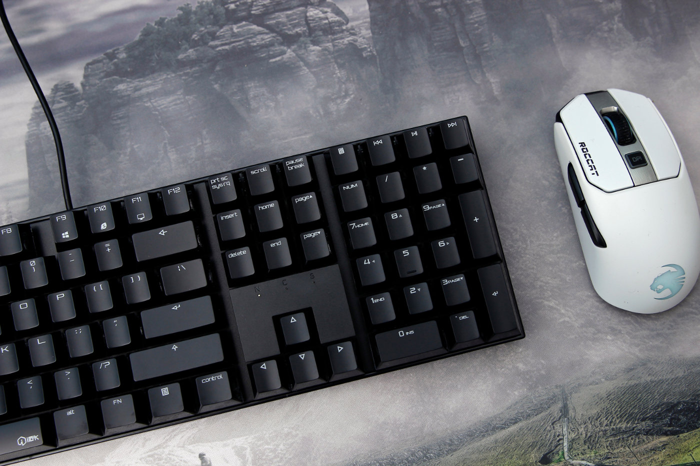 onikuma鐭酱鏈烘閿洏璇勬祴,irok鏈烘閿洏