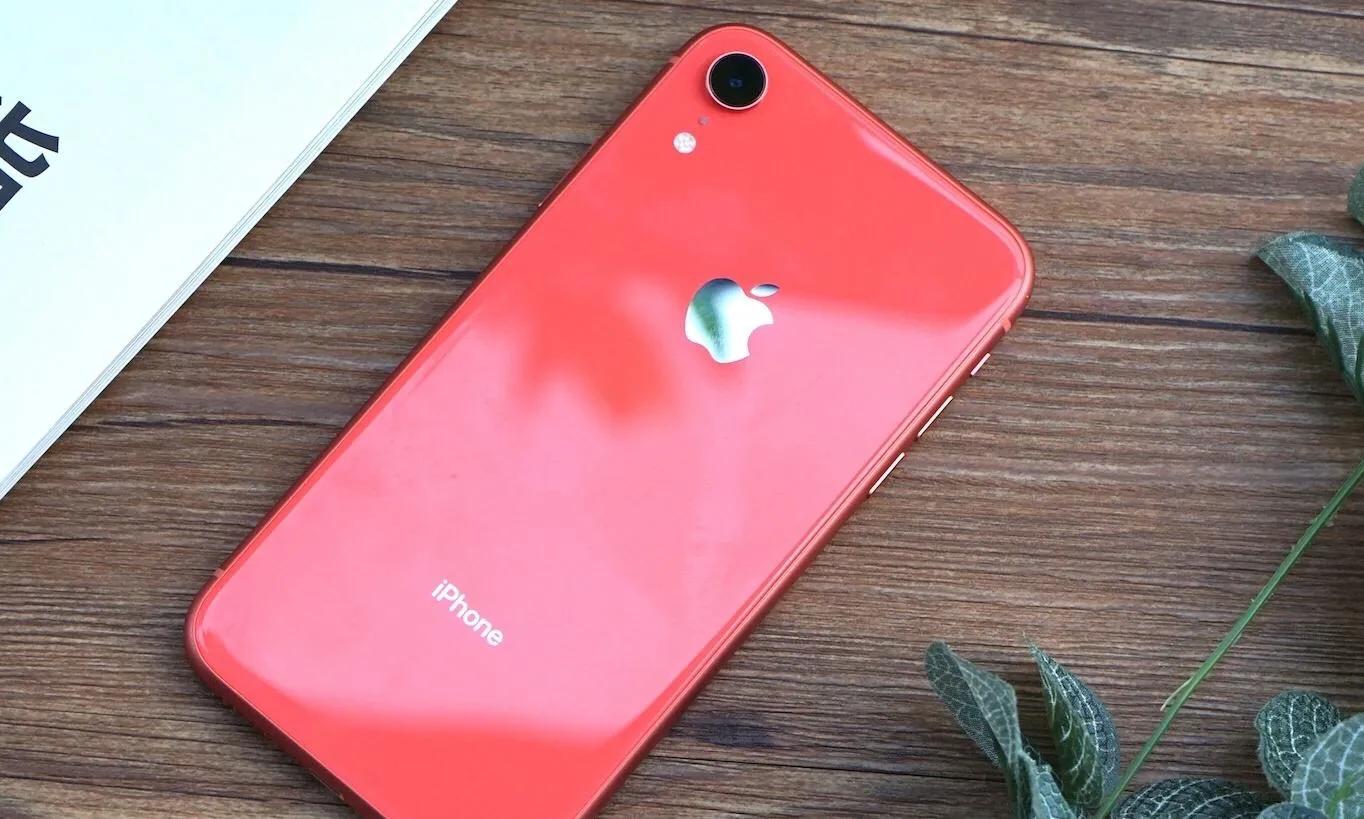 全新的苹果xr2700能买吗,2700元买的新苹果xr