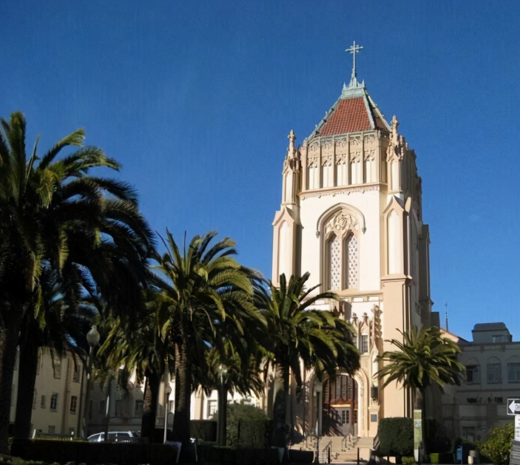 这几所大学上榜全美地理位置最好的大学！就业率高、安全保障…