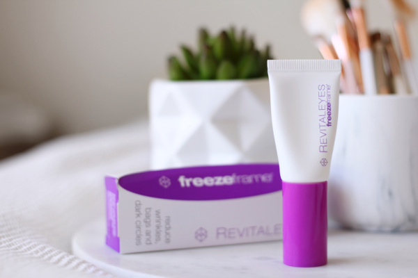 20岁淡化眼部细纹,20岁眼下有细纹怎么办