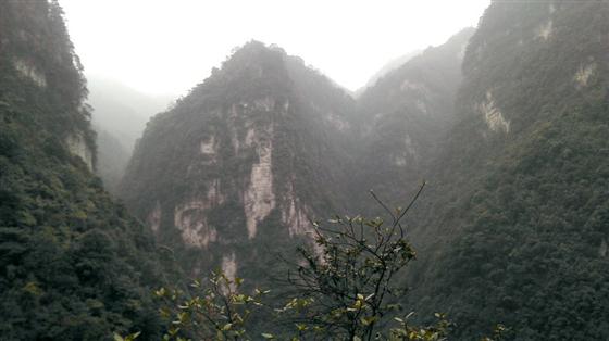 神龙峡：幽谷深深隐桃源