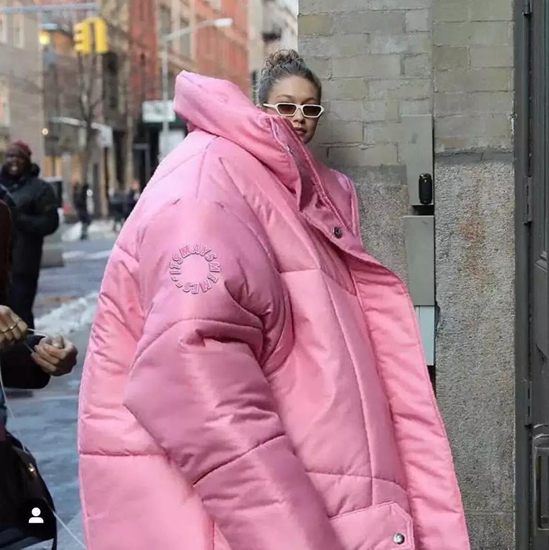 一到冬天，设计师就开始放飞自我，UGG出了一款“麻袋”？