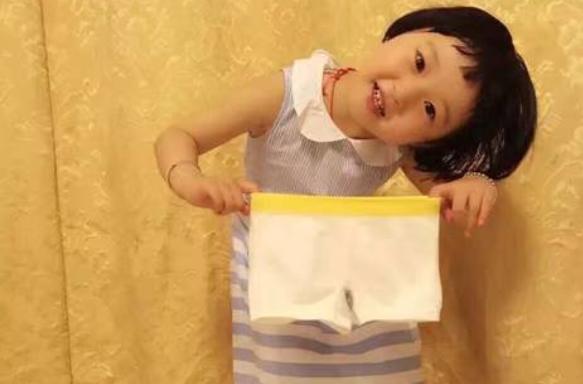 宝宝多大要穿“*裤内**”？穿得太晚，可能影响宝宝健康，妈妈别大意