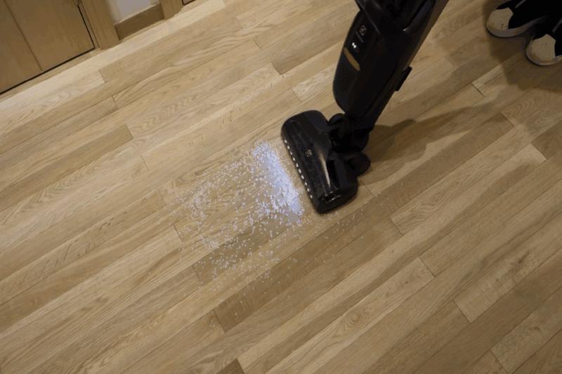 伊莱克斯吸尘器的使用说明,伊莱克斯吸尘器pf91