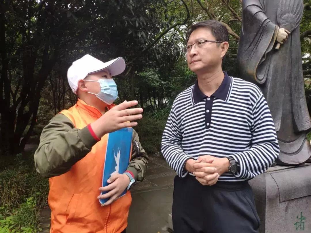 共建文明校园践行文明行为,共建文明中学生应该怎么做