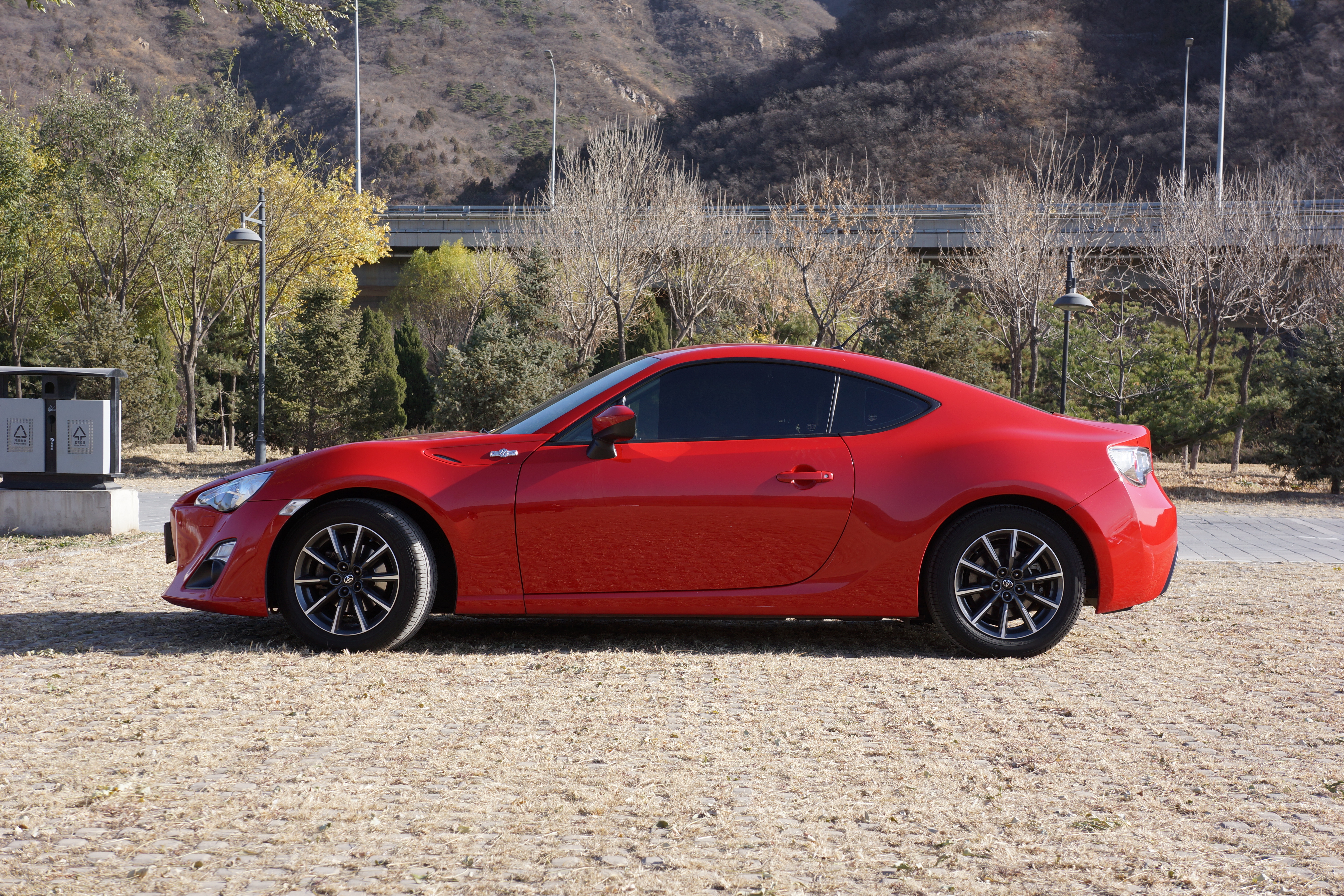 丰田86百公里多少秒,丰田86敞篷跑车视频