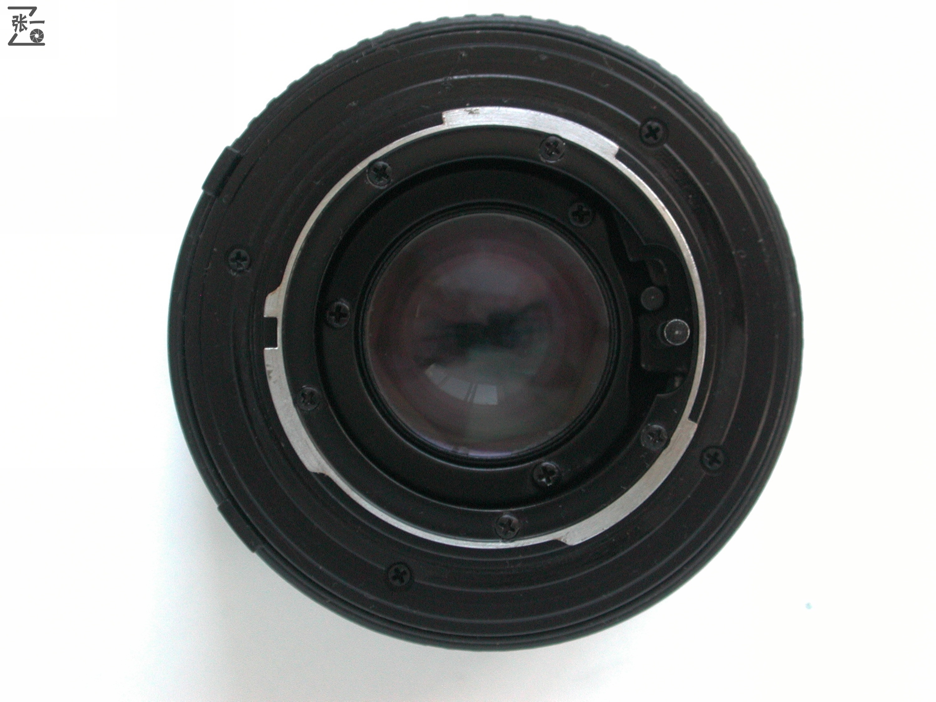 上海海鸥为美国贴牌生产的PhoenixP-5000单反相机