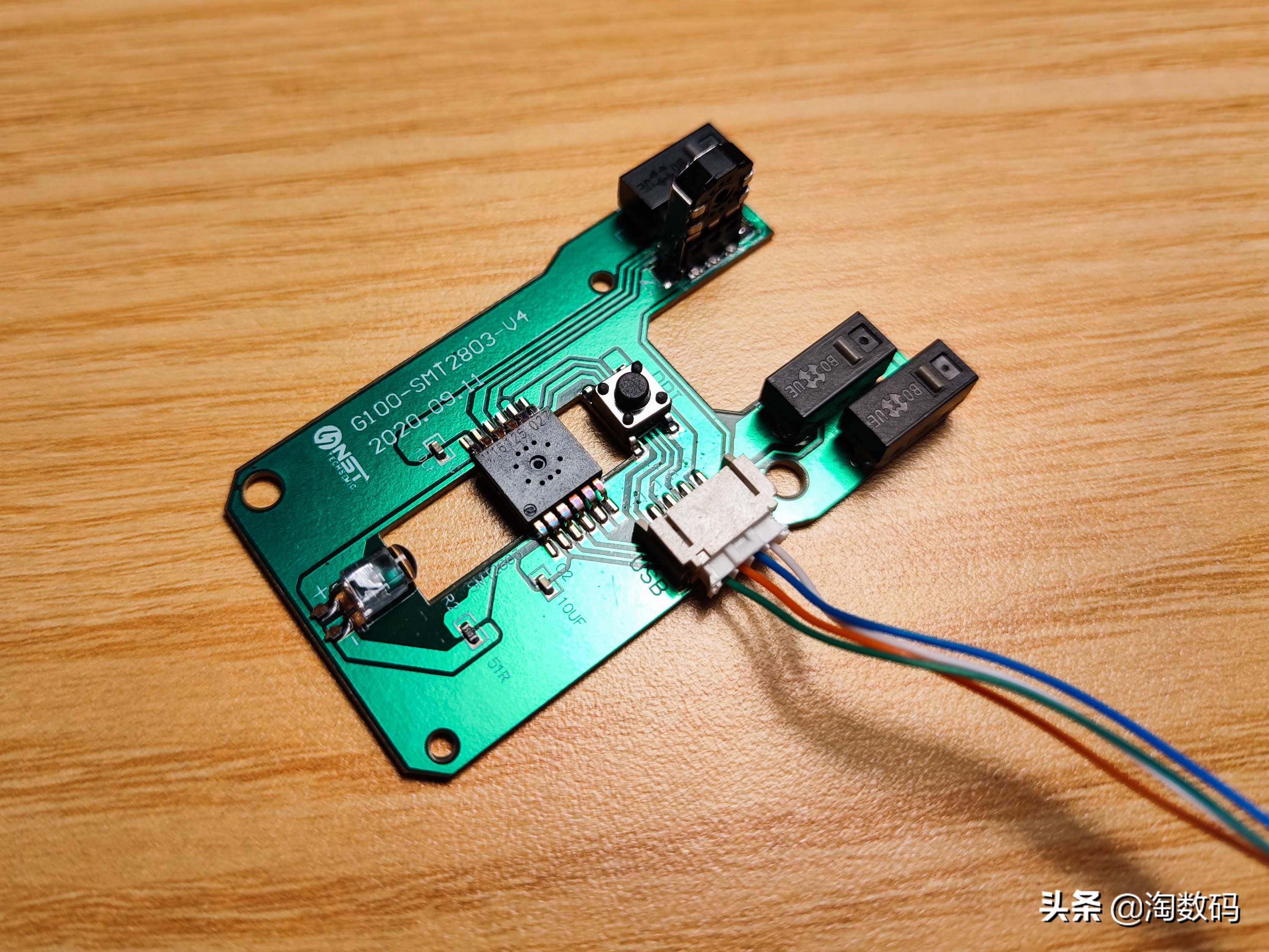 100元左右罗技和雷蛇鼠标测评,雷蛇罗技鼠标测评