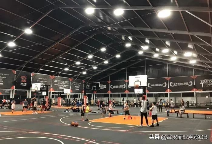 武汉体育中心改造足球场,武汉新华路体育场