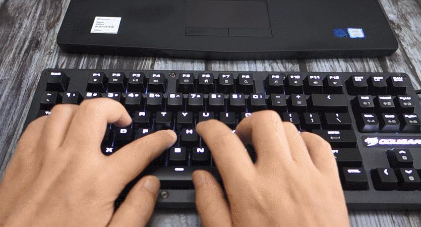 樱桃键盘87键推荐,磁轴键盘手感和机械键盘手感一样