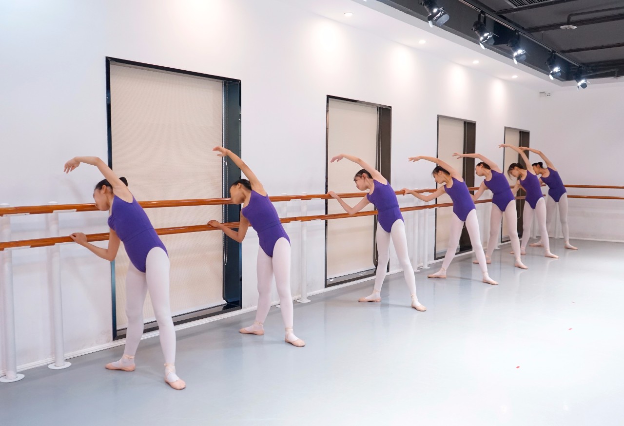 公开课|孩子觉得压腿会疼不愿意练习怎么办？