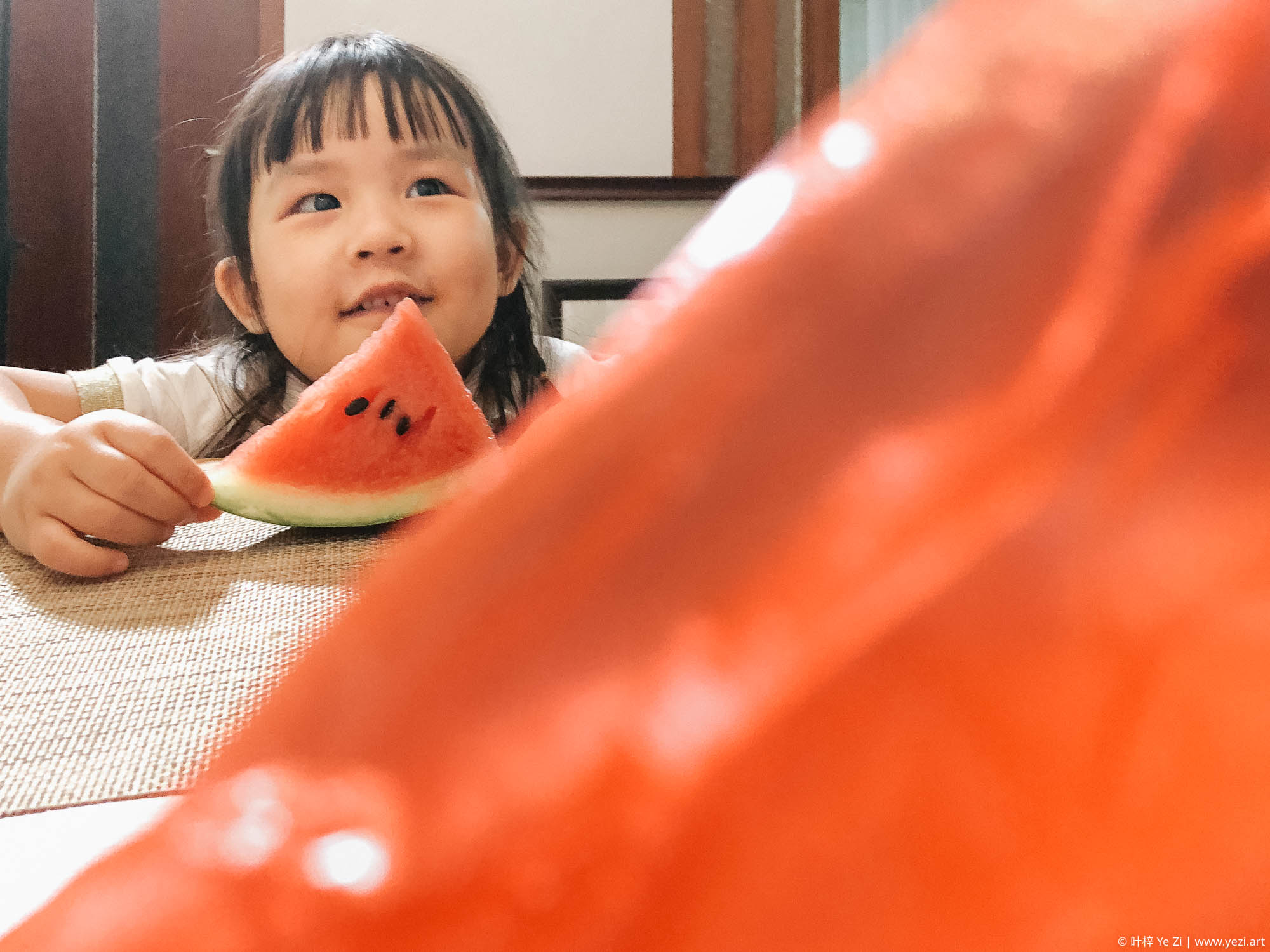 脸上青一块紫一块,脸上青一块紫一块的痘印怎么办