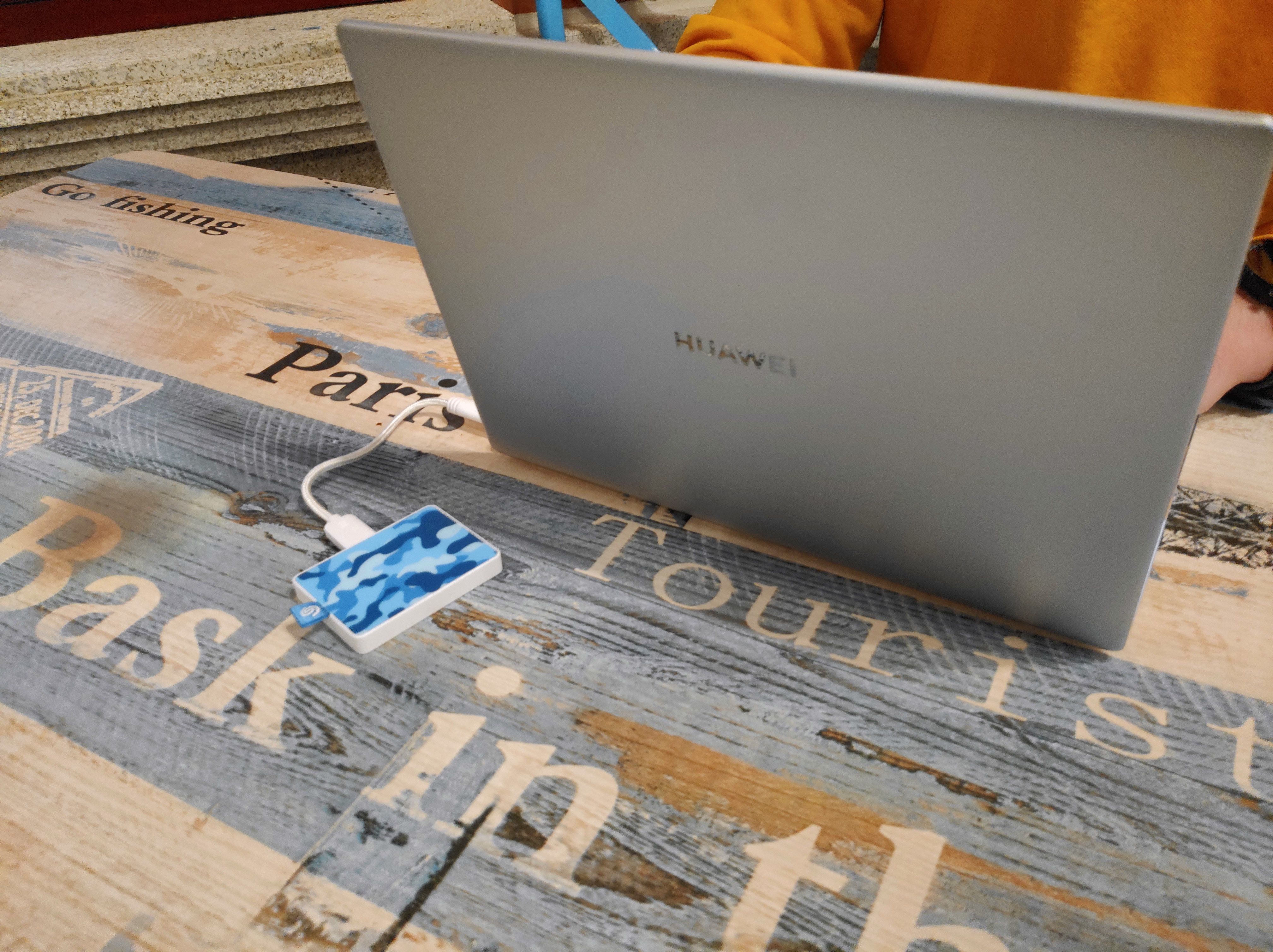 希捷移动硬盘2017新品,希捷简系列移动硬盘评测