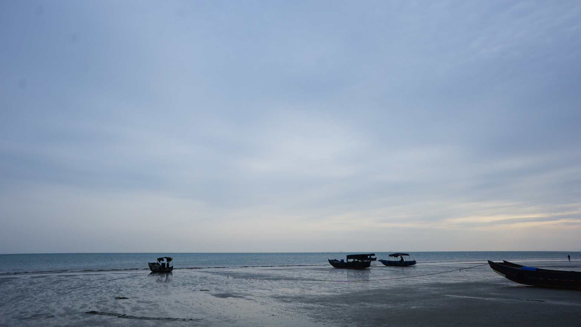 北海开车去越南,从北海一路开车到越南都遇到什么
