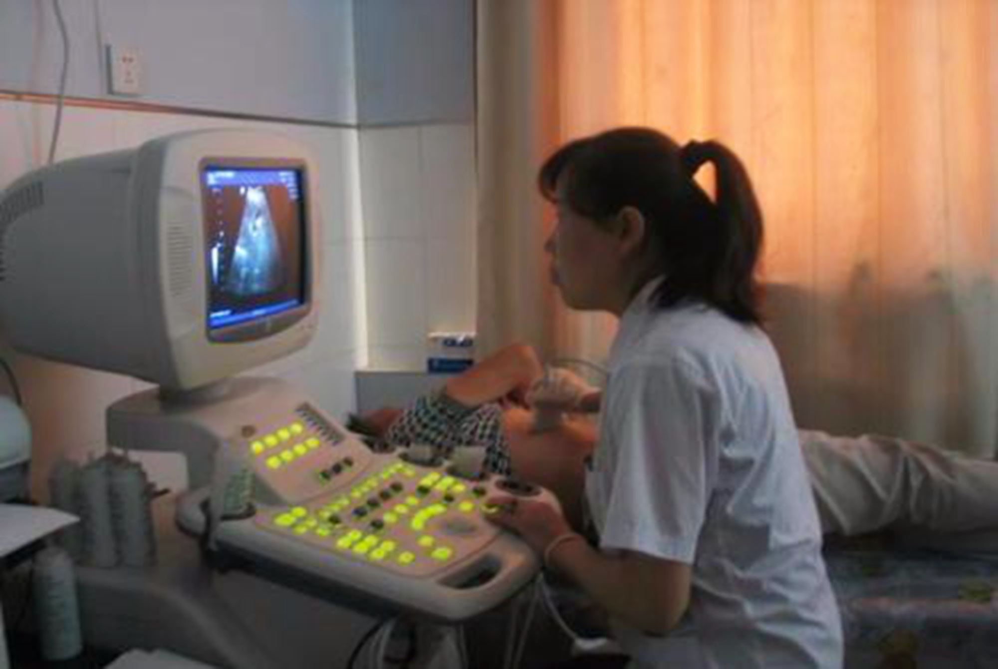 临产内检太尴尬?做过的阴超的孕妈表示:这都是“小场面”,不慌