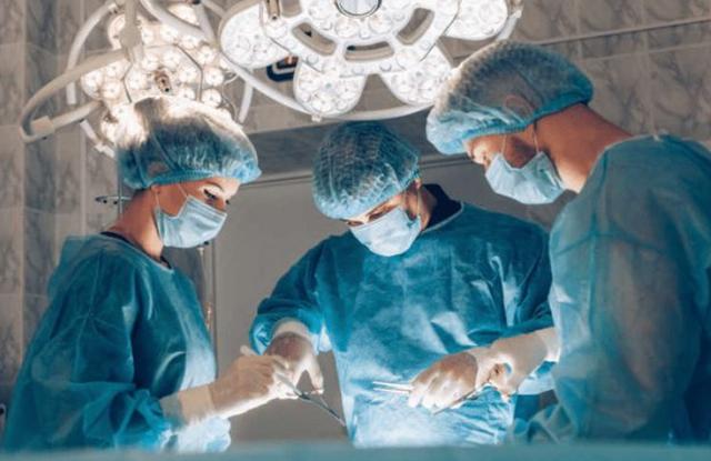 为什么妇产科都是男医生检查,医院妇产科为什么要男医生