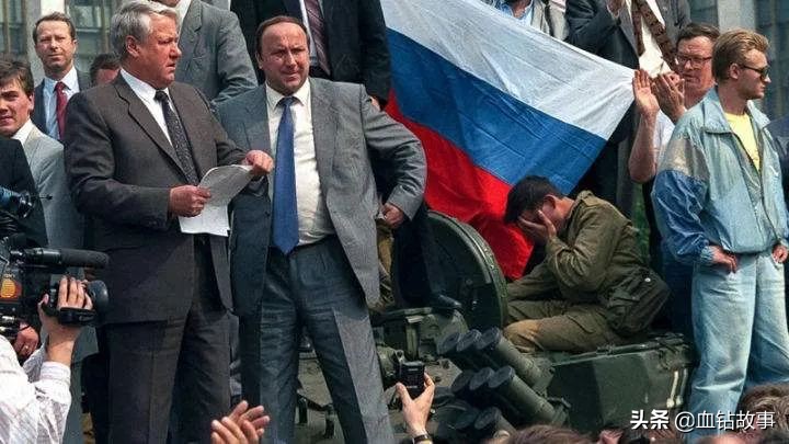 普京单手摆动动作,普京重大军事动作