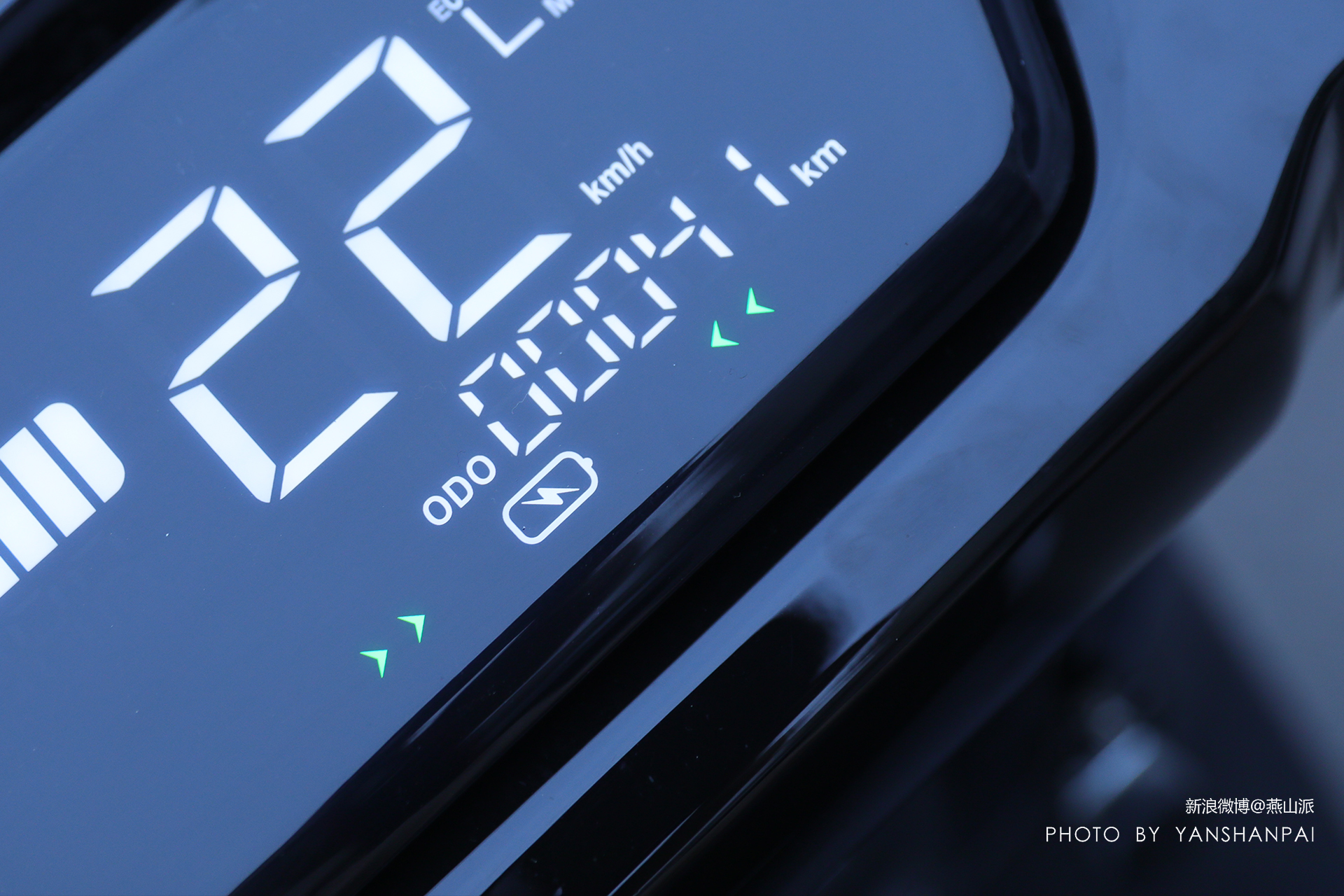 爱玛空军一号a500续航,爱玛a05电动车使用感受