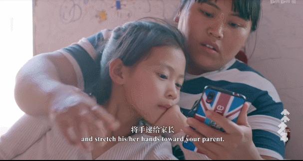 9岁女孩卖猪肉自学芭蕾舞,感动9岁女孩在猪肉店里跳芭蕾