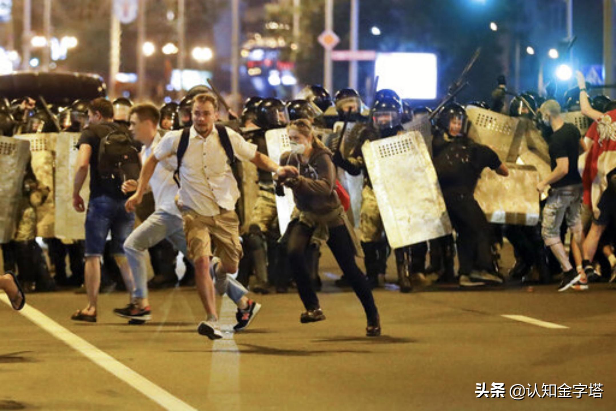 美国怎么使用黄金收割钱财,美国用美元收割世界财富怎么破