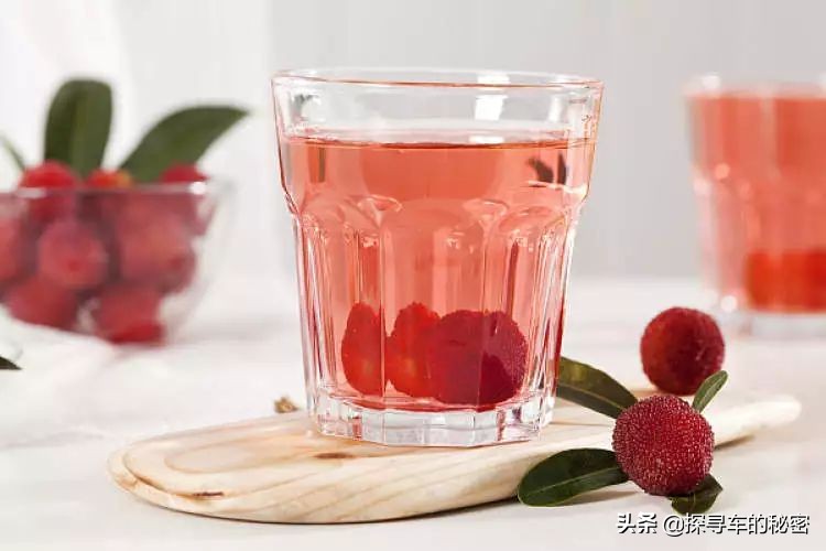 酱香酒适合泡杨梅酒吗,杨梅酒用酱酒还是浓香酒