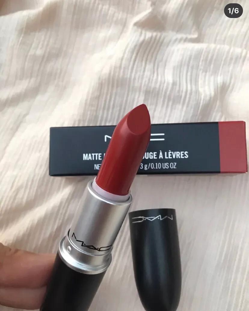 程十安新手化妆必备化妆品,大学生必备的化妆品