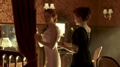 欧洲紧身胸衣样式,18世纪伦敦紧身胸衣