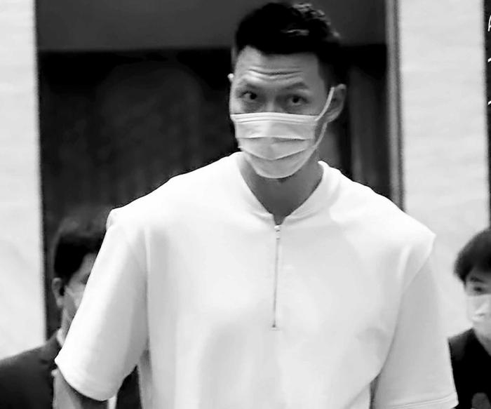 易建联停赛处罚,易建联停赛