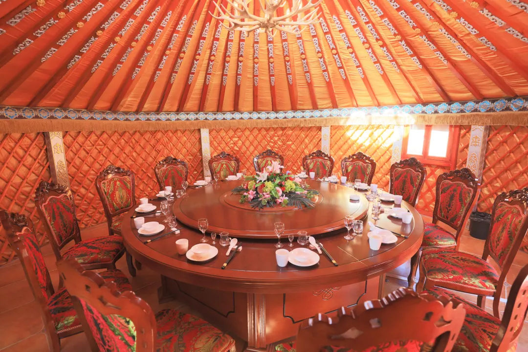 到额济纳旗怎么去胡杨林,五一去额济纳旗胡杨林好看不