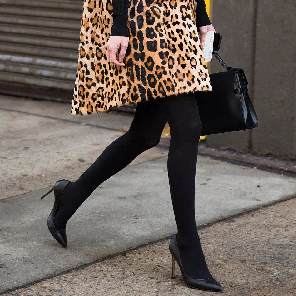 冬天别再穿这些衣物了,现在流行怎么穿保暖洋气又好看