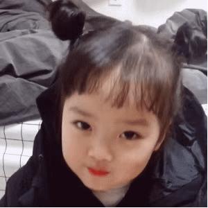 退圈读书、捞快钱、疑似“秃顶”，“表情包”萌娃现状大不同