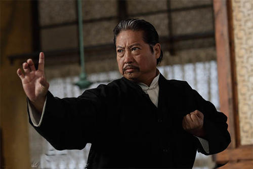 洪金宝的家世有多显赫,洪金宝的家世有多牛