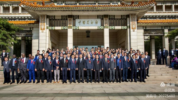 金秋拾贝——战友作品作者：瞿梅初、马庆武、张永学、王健等战友