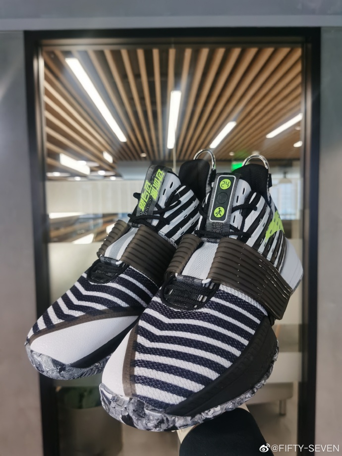 安踏分离式篮球鞋,安踏分离式大底跑鞋