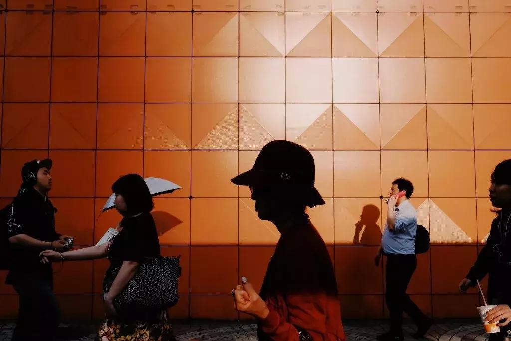 高圆圆产后首晒照身材恢复超好,高圆圆产后首次晒照