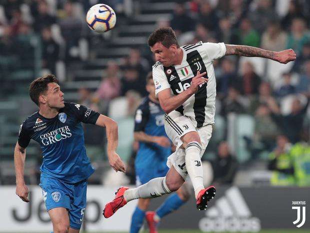 不注重研究历史的表现,尤文图斯不敌里昂