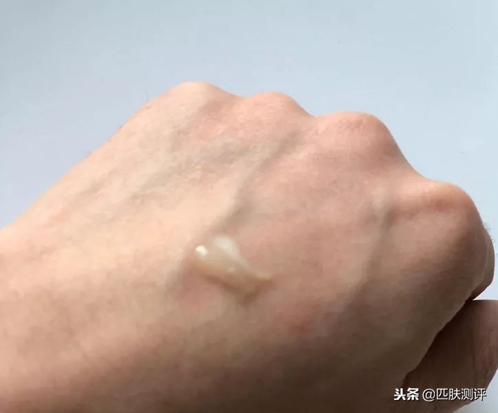 平价又好用的美白淡斑精华,平价美白精华测评视频