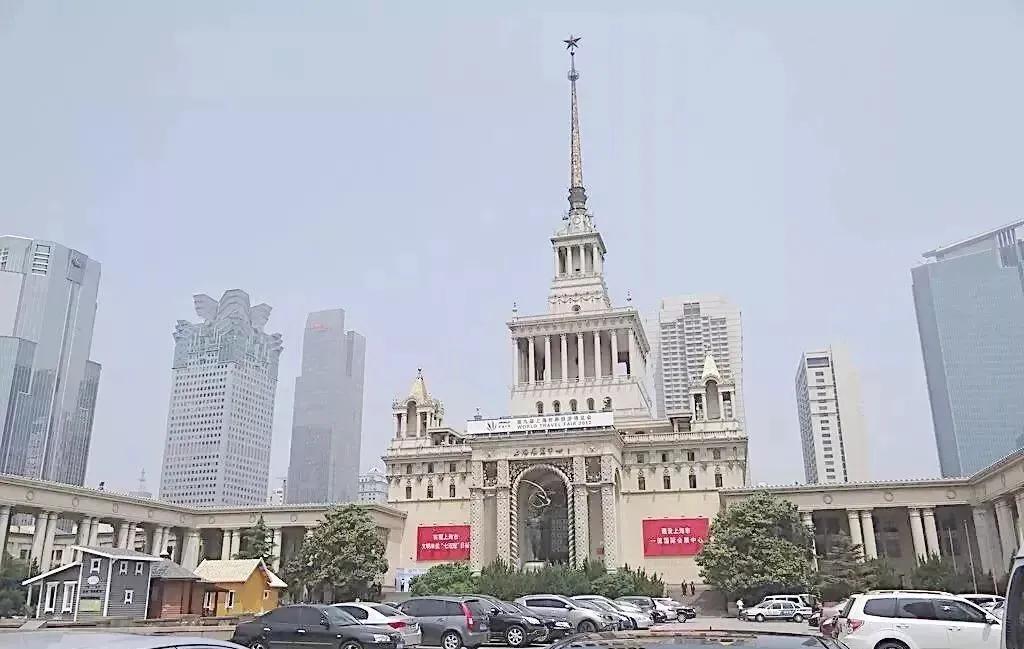 上海地铁沿线景点全部免费,上海地铁11号线上海赛车场