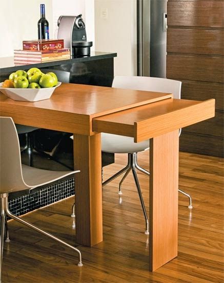 人一多餐桌就不够坐？来，大餐桌里套餐桌，平时不用1㎡也不多占