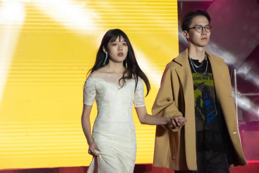 贵州大学科技学院2017级迎新晚会,各大高校迎新晚会视频